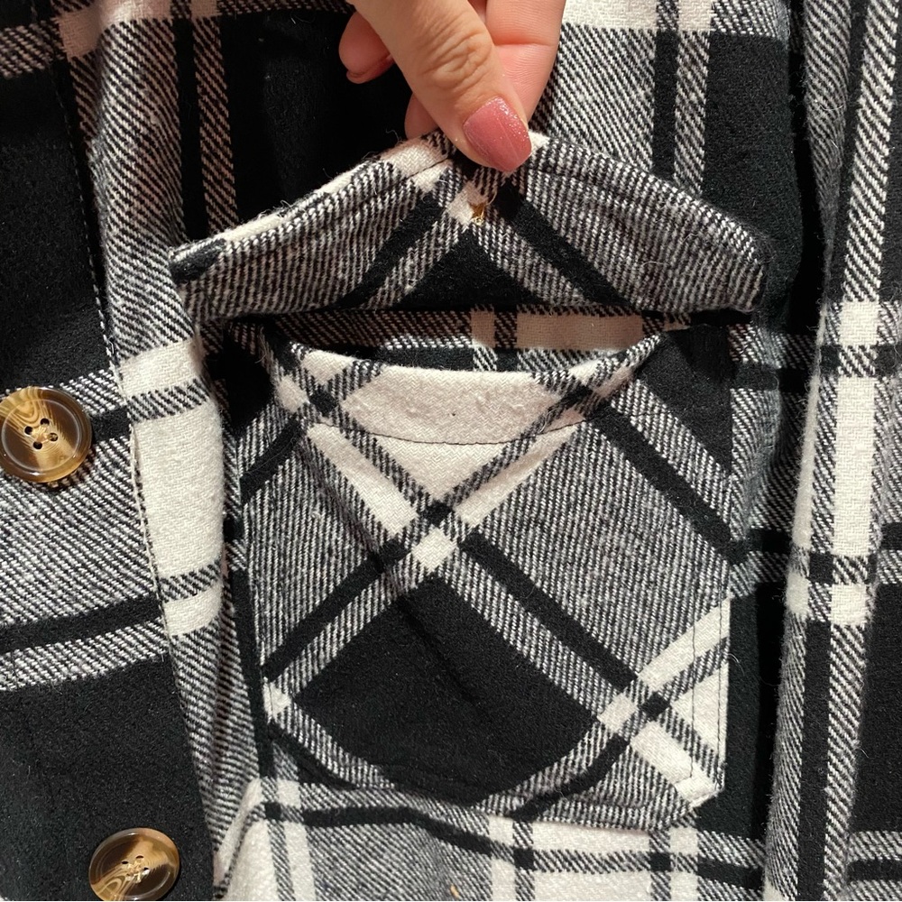 SHEIN Women’s Plaid Flannel Button Wool Mix Shirt - black & white, size S / US 4 - Picture 5 of 7
